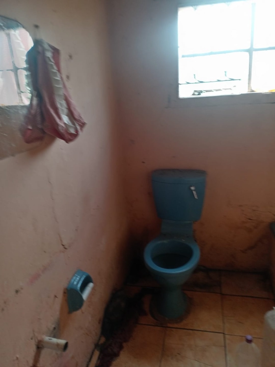 2 Bedroom Property for Sale in Mdantsane Nu 16 Eastern Cape